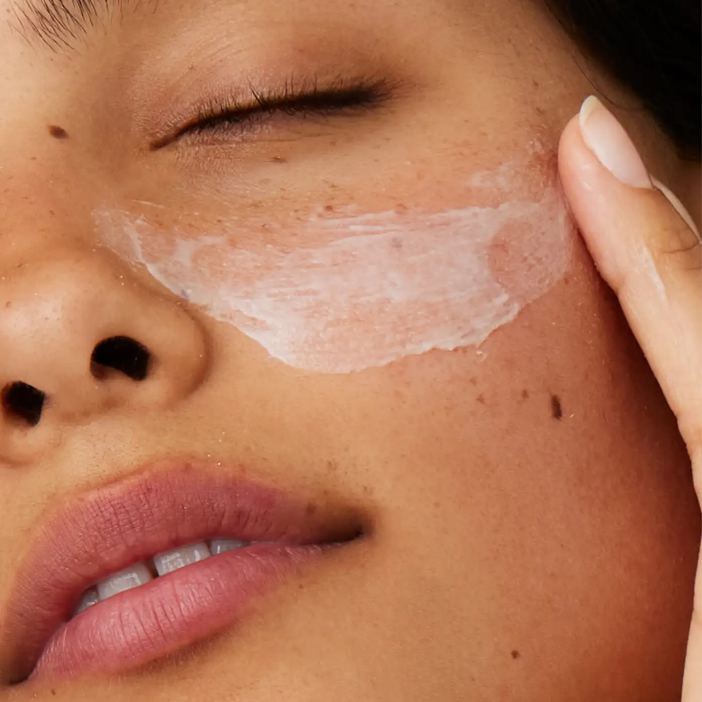 Alpha-H - Micro Super Scrub - Model