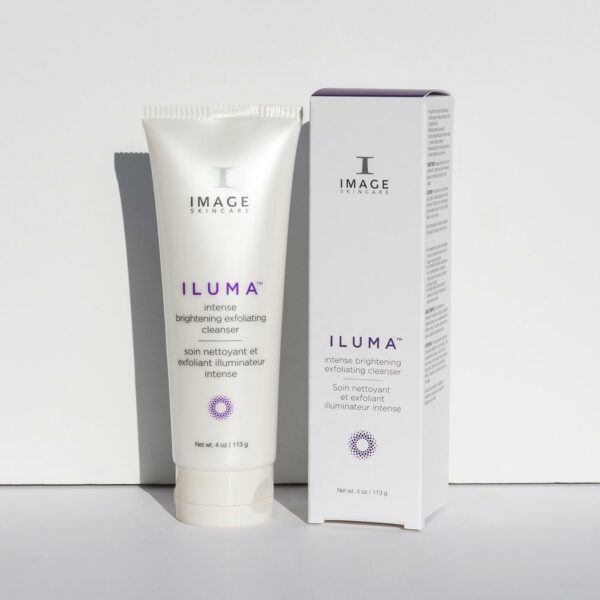 Image Skincare - Iluma Intense Brightning Exfoliating Cleanser verpakking
