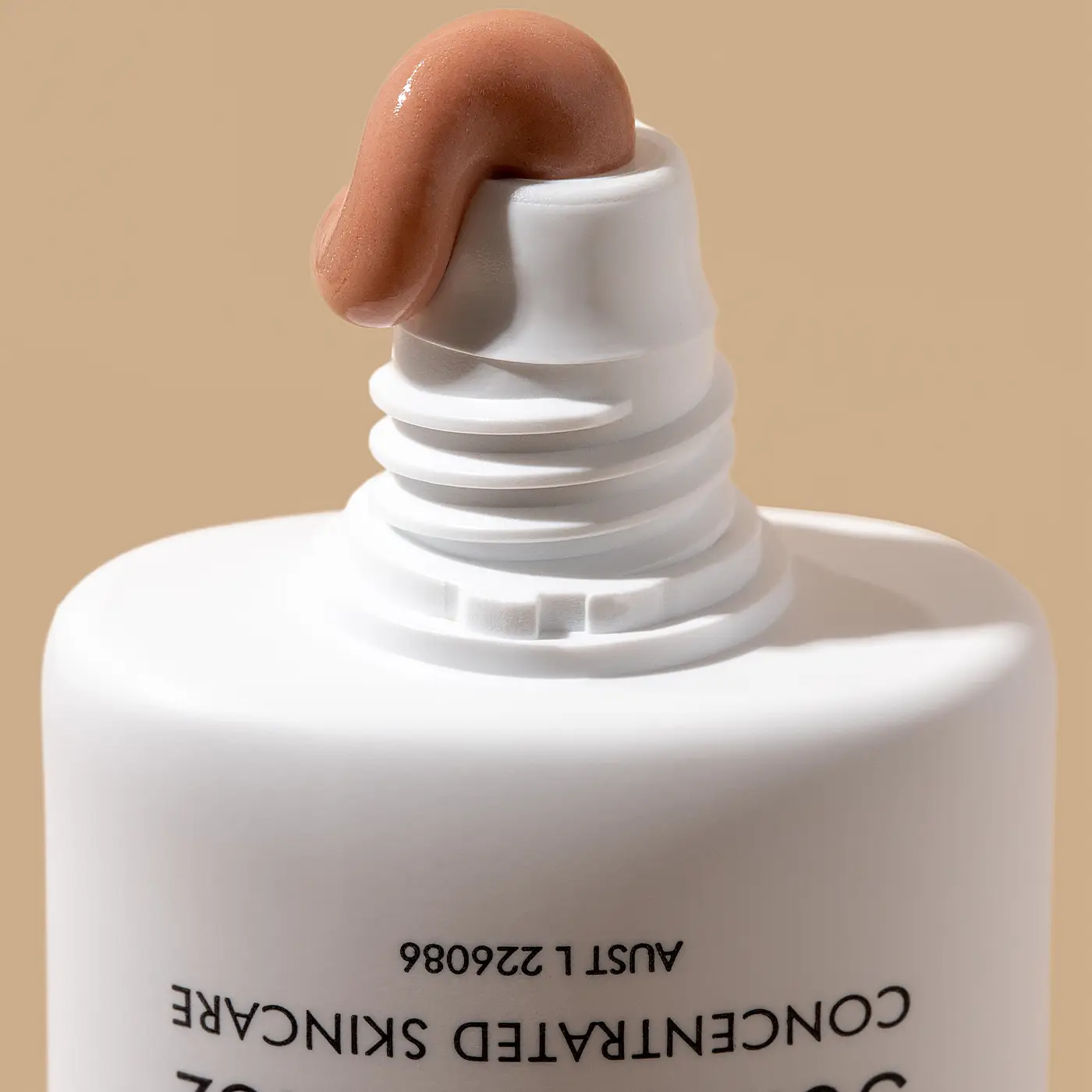 ALPHA-H - Protection Plus Daily SPF 50 - Close Up