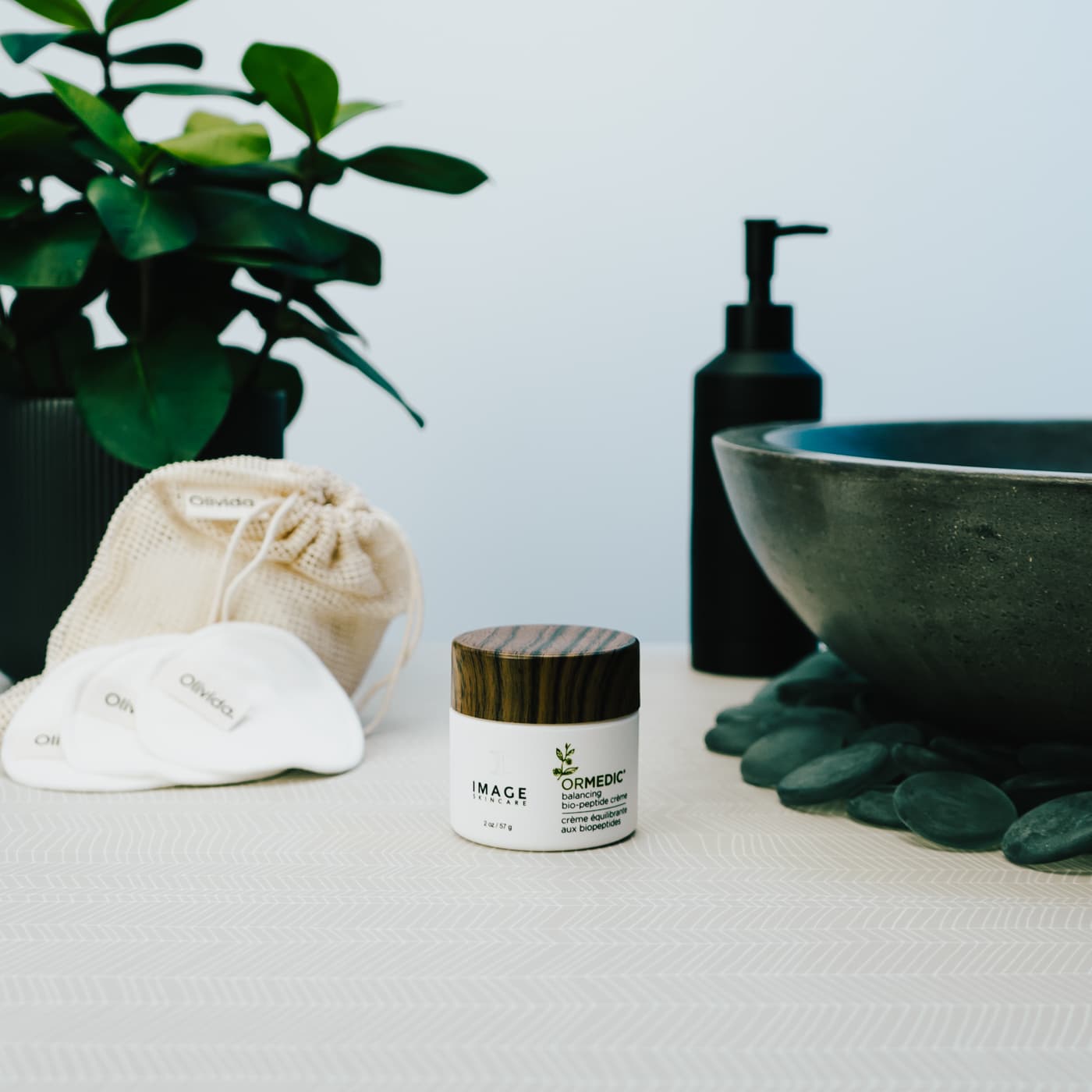 Image Skincare - ORMEDIC - Balancing Bio-Peptide Crème Display