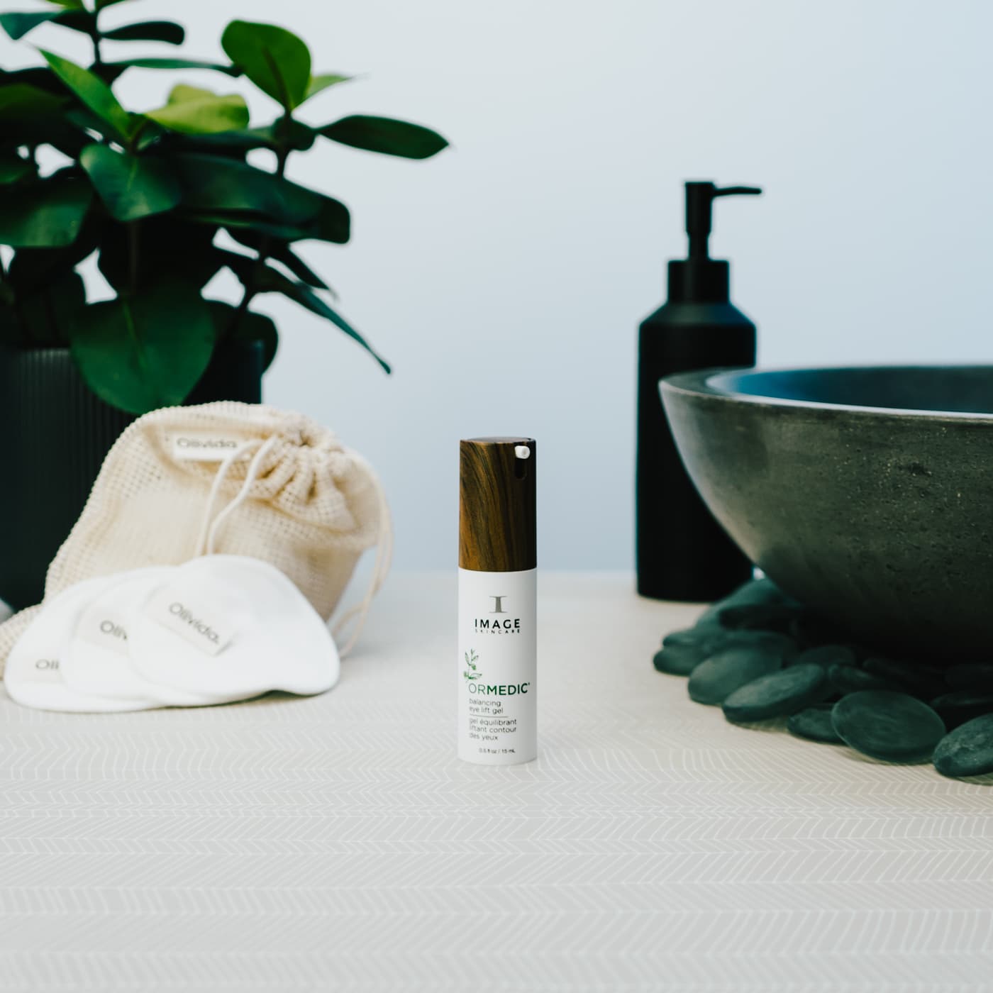 Image Skincare - ORMEDIC - Balancing Eye Lift Gel - Display