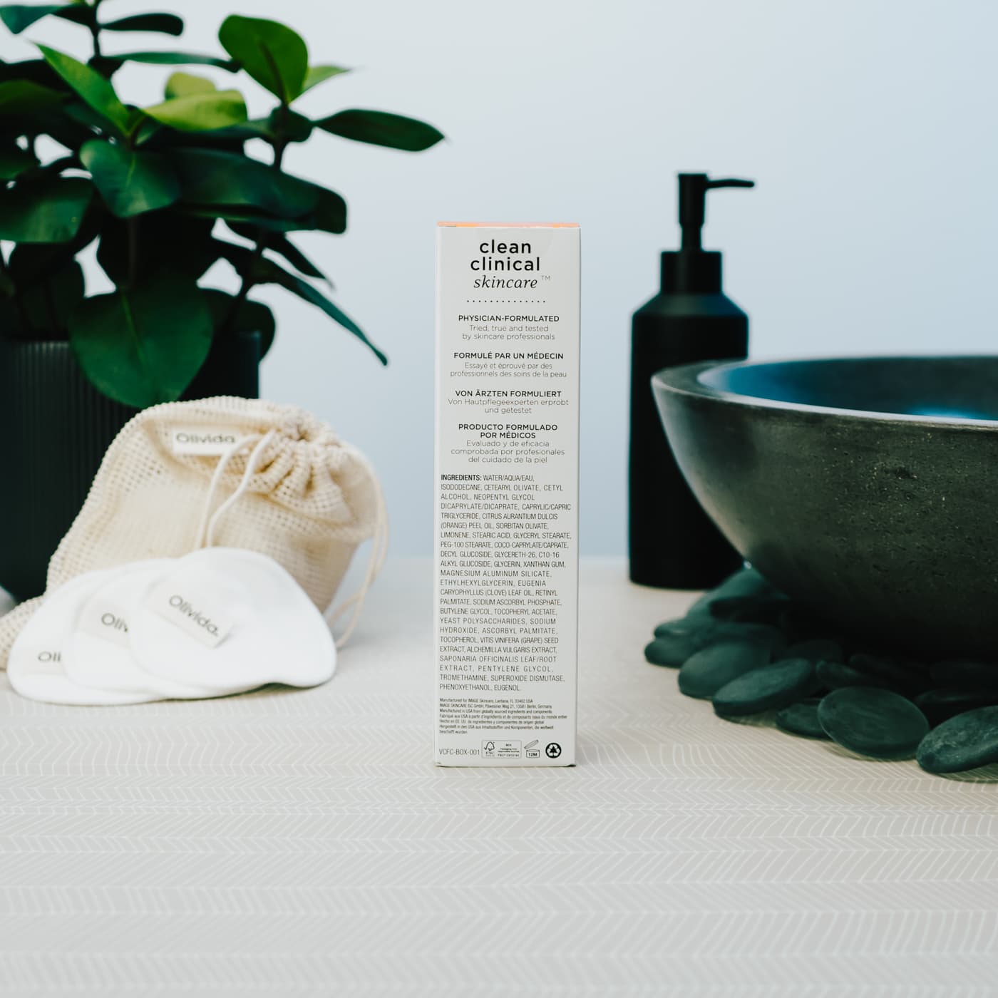 IMAGE Skincare 2021 - Vital C Hydrating Facial Cleanser - Olivida achterkant verpakking