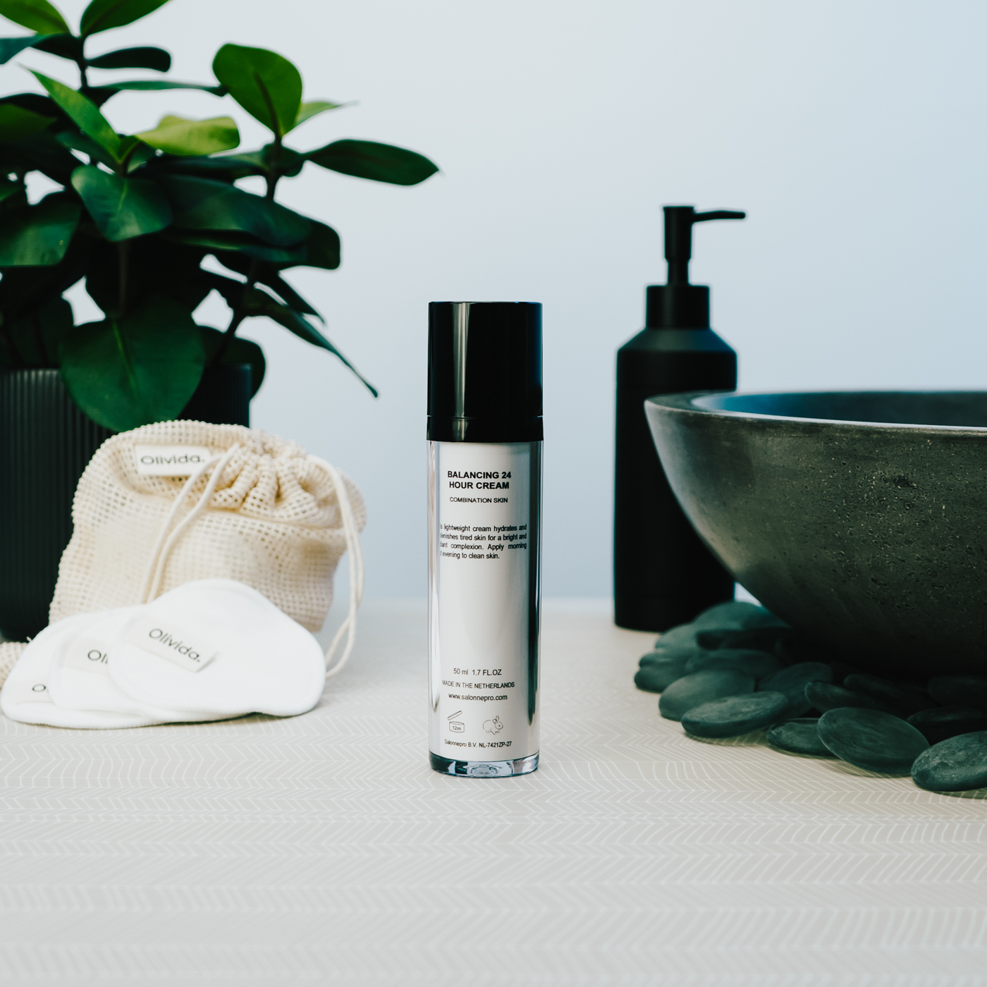 SPA Salonnepro - SPA Balancing 24 Hour Cream Informatie