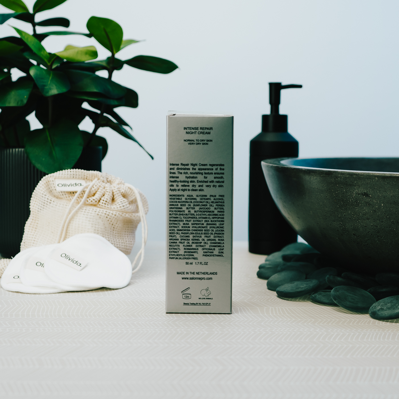 Spa salonnepro 2021 - Intense Repair Night Cream - Olivida achterkant verpakking