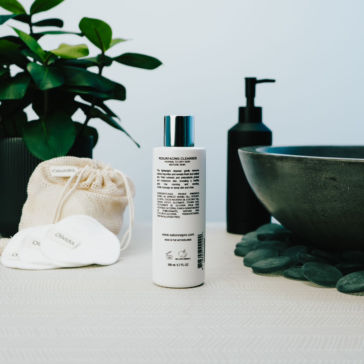 SPA Salonnepro Resurfacing Cleanser Achterkant