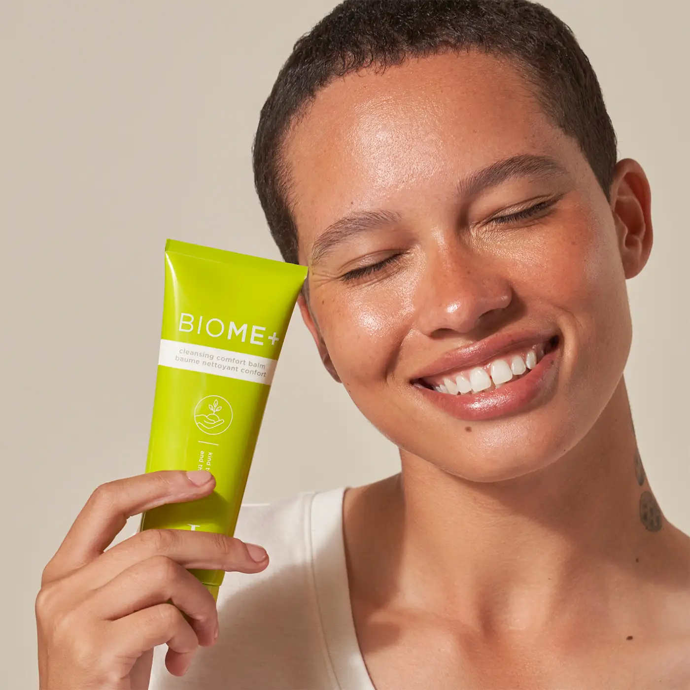 Image Skincare - BIOME+ CLEANSING COMFORT BALM - Model