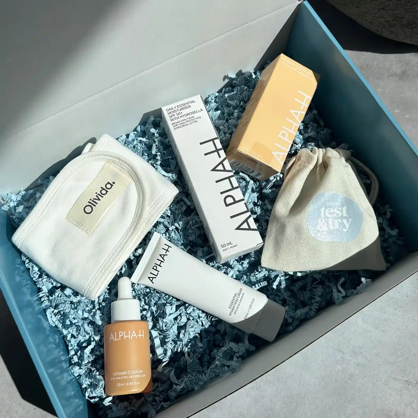 ALPHA-H Summer Protect Duo Doos Daily Vitamin C SPF50 Olivida Copyright Korting