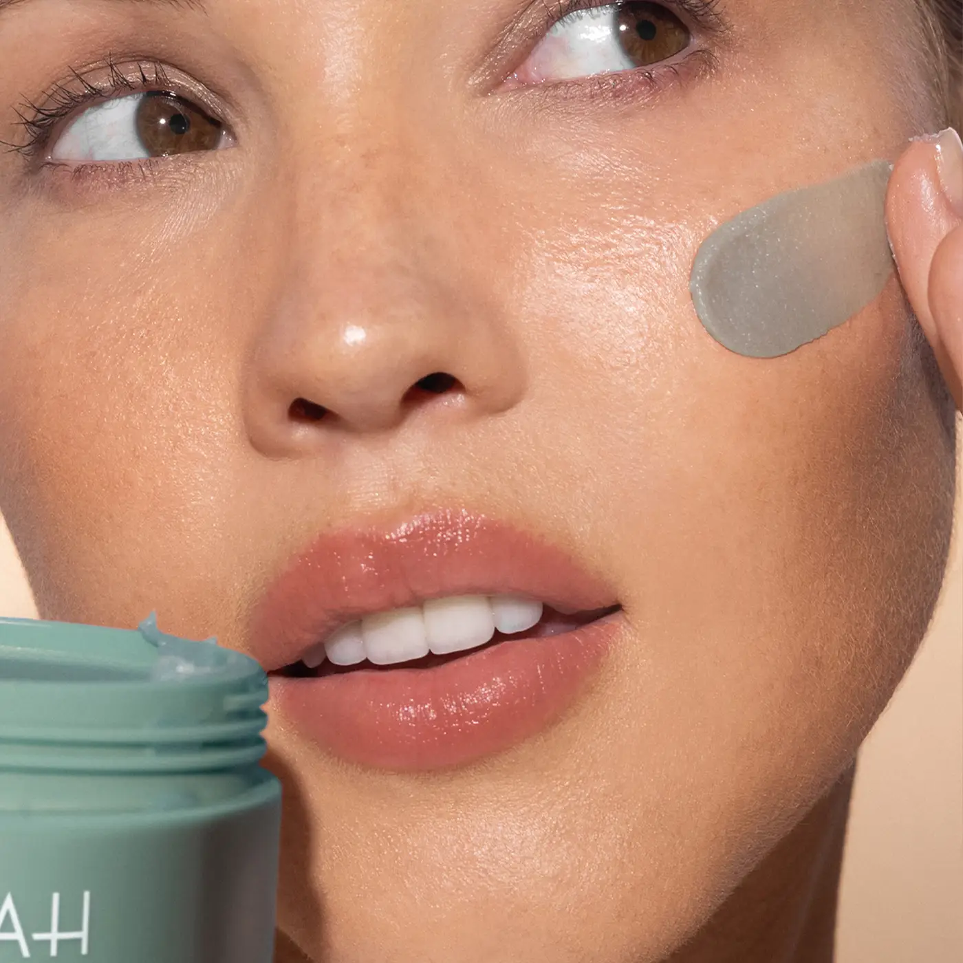 ALPHA-H - Melting Moment Cleansing Balm - FLANNEL FLOWER - Model 2