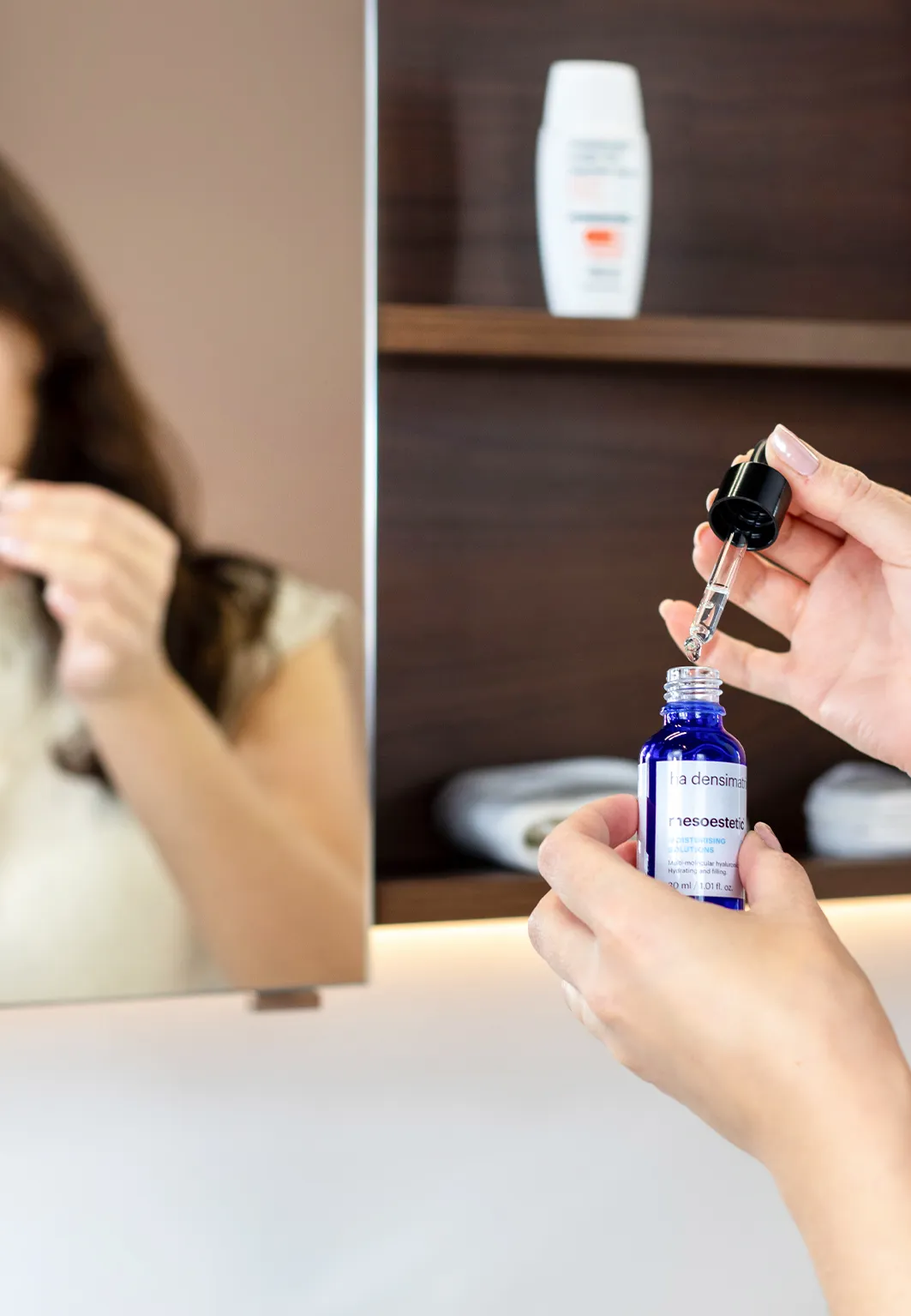 Mesoestetic - Hydrate Duo - Bundel - HA-Densimatrix - Mesoprotech - Melan-130 - Pigment Control - SPF50 - Olivida © - Sfeer 3