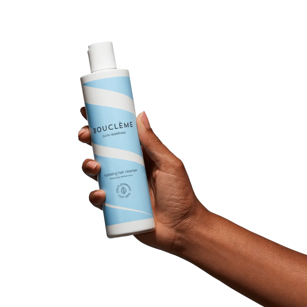 Boucleme - Haircare - Hydrating Hair Cleanser - Handshot