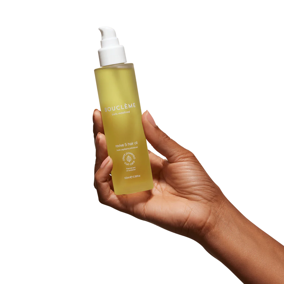 Boucleme - Haircare - Revive 5 Hair Oil - Handshot